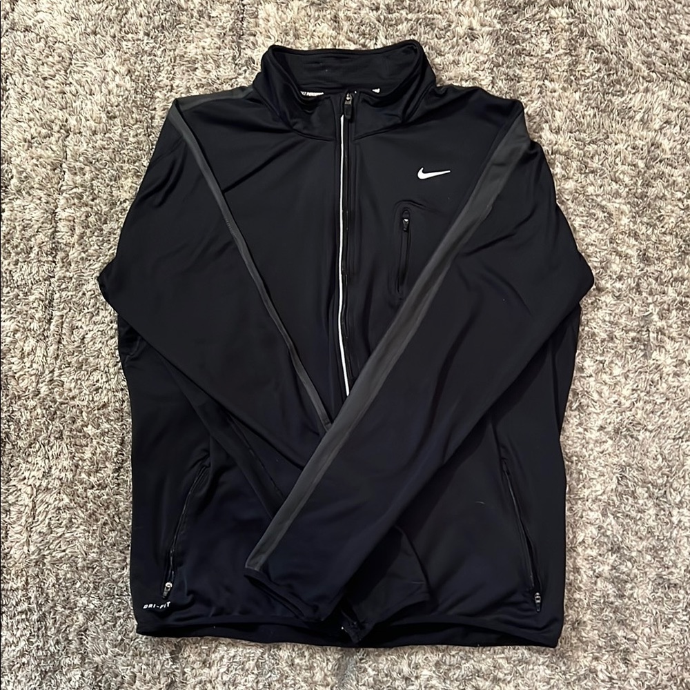 Nike Black Performance Jacket Full-Zip Athletic Design